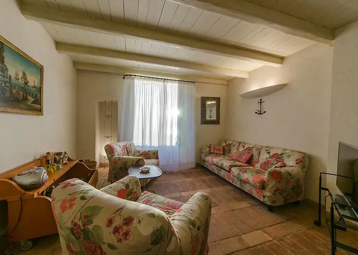 Joivy On The Coast Of With Lovely View Portofino